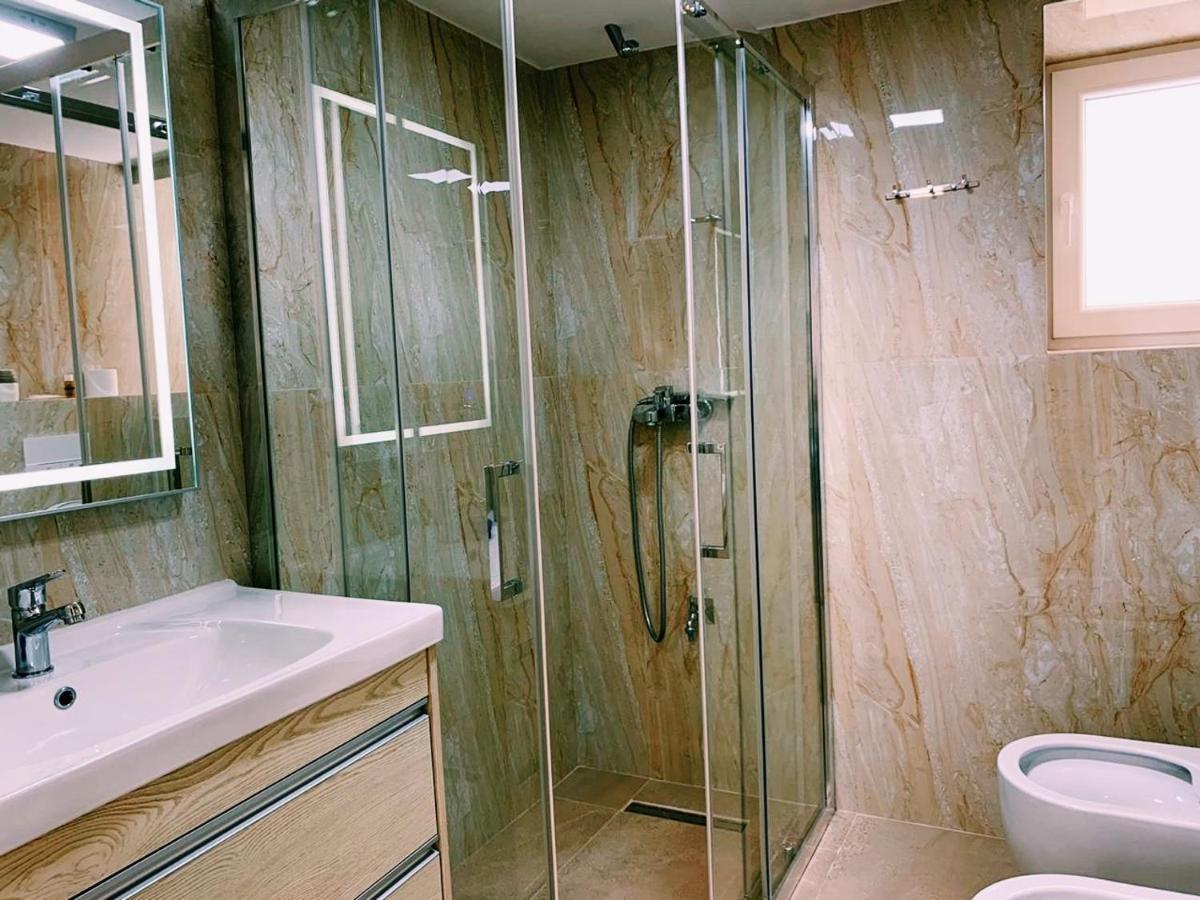 Toti Apartments Tiranë Eksteriør bilde