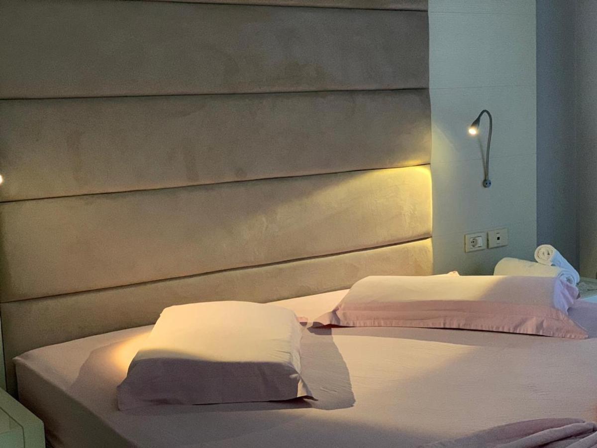 Toti Apartments Tiranë Eksteriør bilde
