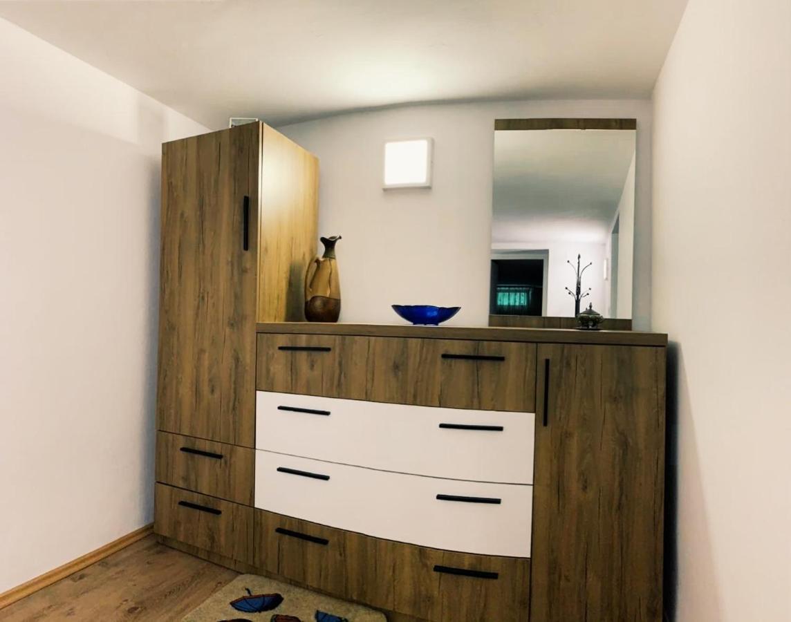 Toti Apartments Tiranë Eksteriør bilde